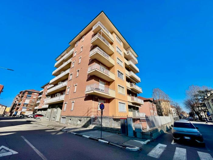 Appartamento quadrilocale in vendita in Via Tripoli, Centro, Fossano