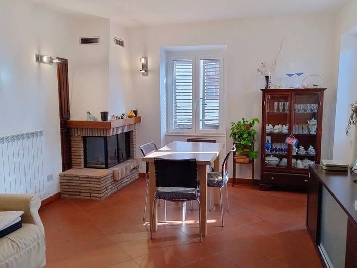 Appartamento con 6 locali in vendita in Via Rimembranze, Centro, Amelia