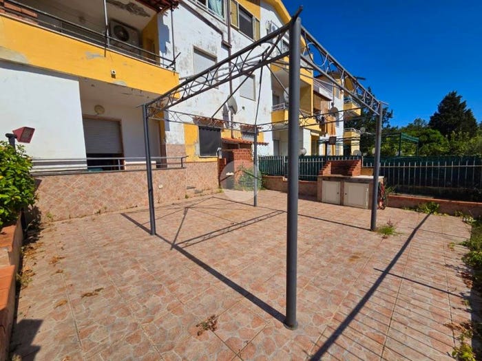 Appartamento quadrilocale in vendita in Via dei Mille, Tortora Marina, Tortora