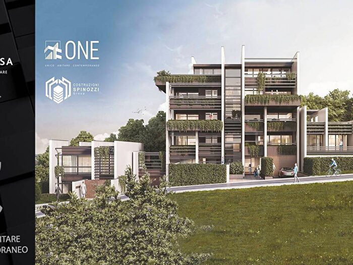 Appartamento quadrilocale in vendita in Via Aurini, Teramo