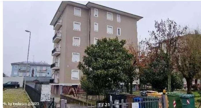 Appartamento trilocale in vendita in Via Verdi, Centro, Dorno