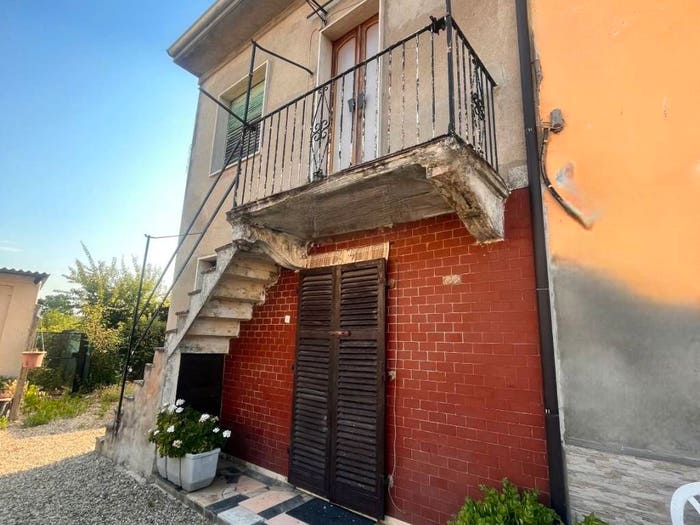 Casa bilocale in vendita in Via Regina Margherita, Pernasca, Vinzaglio