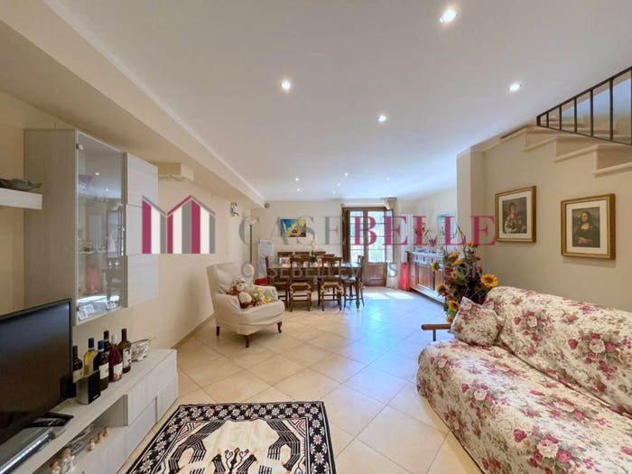 Casa con 5 locali in vendita in Via Melaio, Camaiore Paese, Camaiore