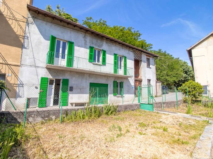 Casa quadrilocale in vendita in Via Cariolo, Civate