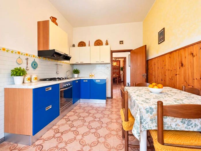 Appartamento trilocale in vendita in Via Roma, Centro, Borghi