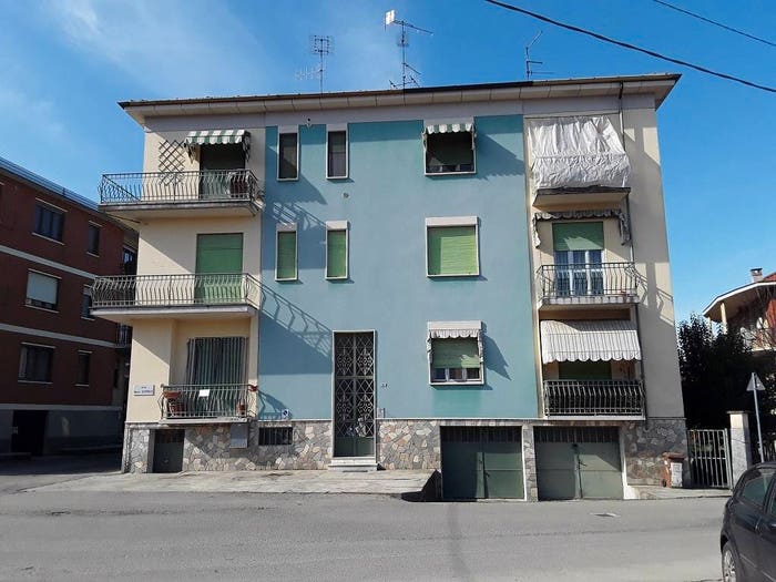 Appartamento trilocale in vendita in Via delle Scuole, Centro, Brusasco