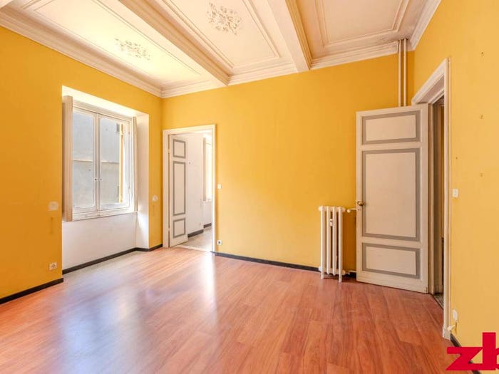 Appartamento quadrilocale in vendita in Vico Barnabiti, Castelletto, Genova