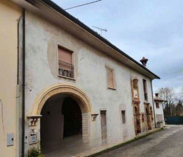 Appartamento con 6 locali in vendita in Via Goito Calcinato BS Italia, Centro, Calcinato
