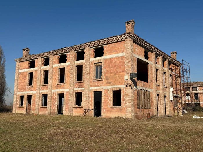 Casa in vendita in Via Vecchio Reno, San Martino, Ferrara