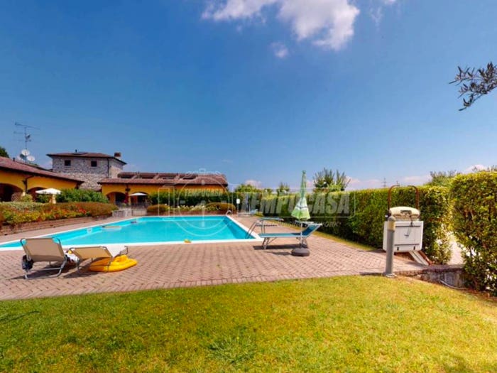 Appartamento bilocale in vendita in Via Lavagnone, Lonato del Garda