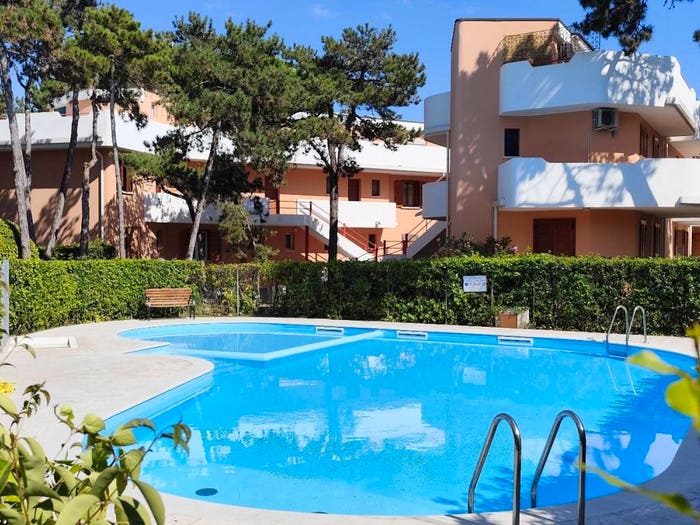 Appartamento trilocale in vendita in Viale delle Palme, Centro, Lignano Sabbiadoro