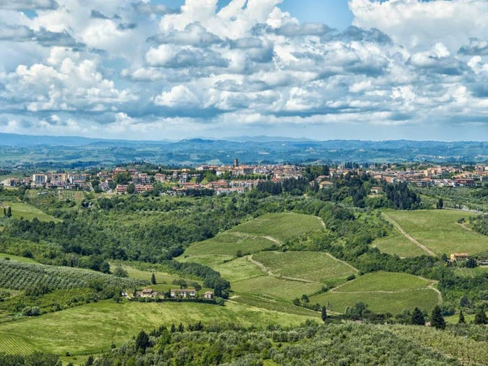 Appartamento trilocale in vendita in Via Montegufoni, Montespertoli