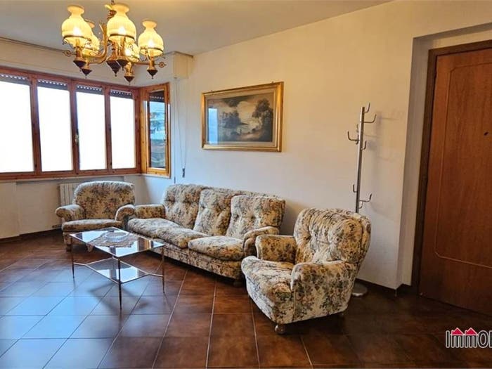 Appartamento con 5 locali in vendita in Abbadia Campolungo, Colle di Val d'Elsa