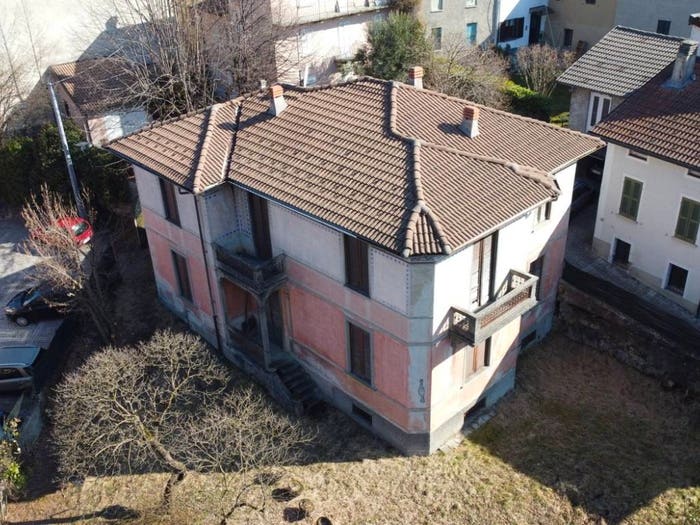 Casa con 5 locali in vendita in Piazza Papa Giovanni Paolo II, Pellio Intelvi, Alta Valle Intelvi