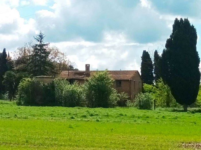 Casa con 6 locali in vendita in Cetona