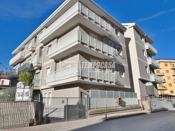 Appartamento quadrilocale in vendita in Via Giuseppe Verdi, Ascoli Piceno