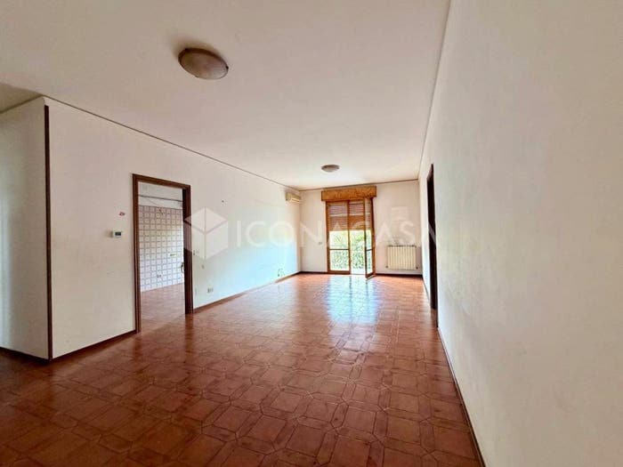 Appartamento con 6 locali in vendita in Via Giacomo Matteotti, Centro, Castelnuovo Rangone