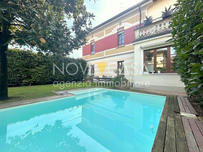 Casa con 5 locali in vendita in Semicentro, Crema