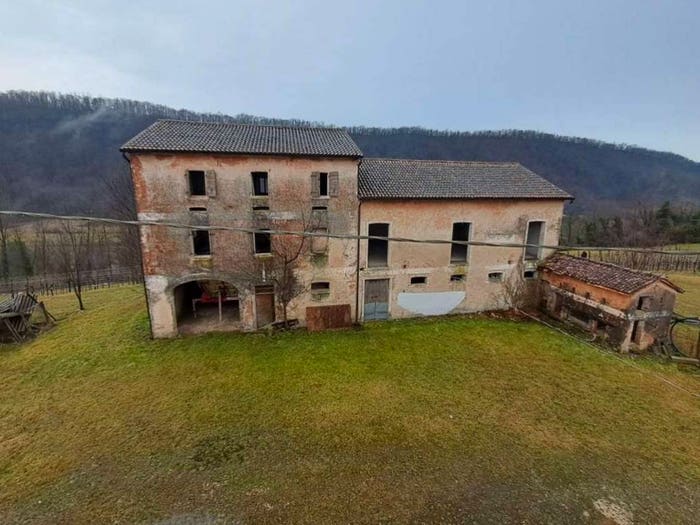 Casa con 6 locali in vendita in Via carniei, Follina
