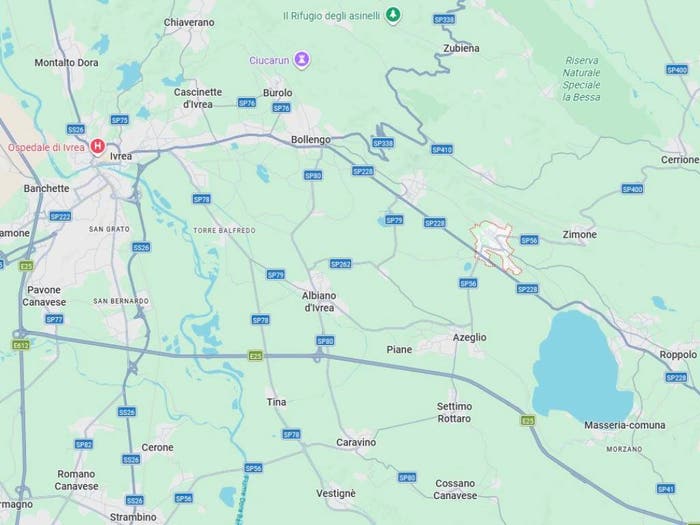Appartamento quadrilocale in vendita in Via Castellazzo, Centro, Piverone