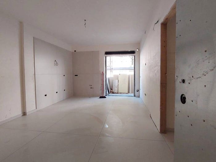 Appartamento quadrilocale in vendita in Via della Stadera, Zona Industriale Marina, Napoli