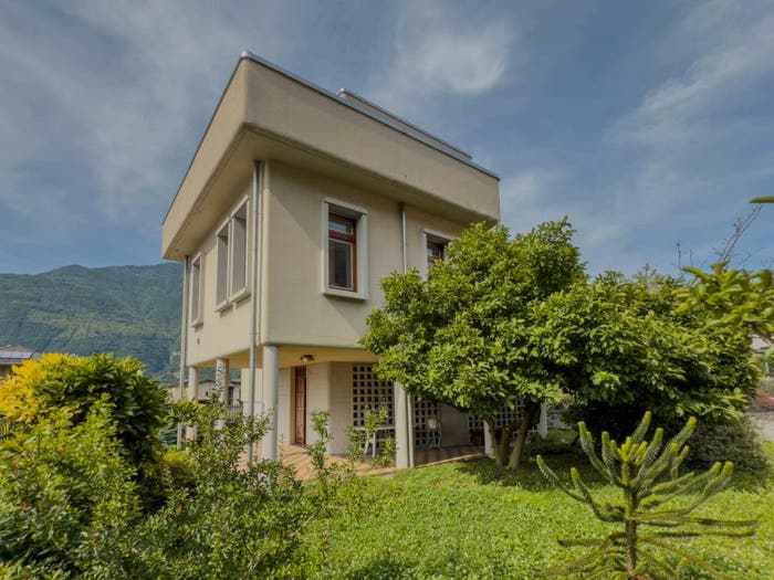 Casa con 5 locali in vendita in Via Ezio Vanoni, Centro, Delebio