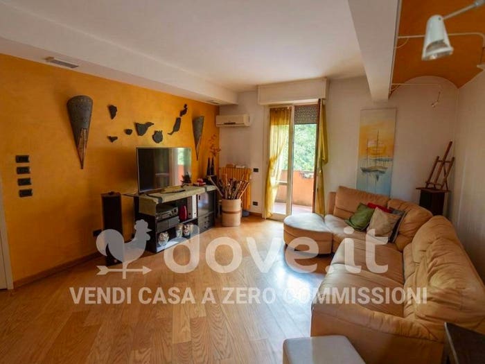 Appartamento con 6 locali in vendita in Piazza Guido Rossa, Villaggio Giardino, Modena