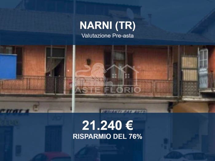 Appartamento trilocale in vendita in Strada dei Tre Ponti, Centro, Narni