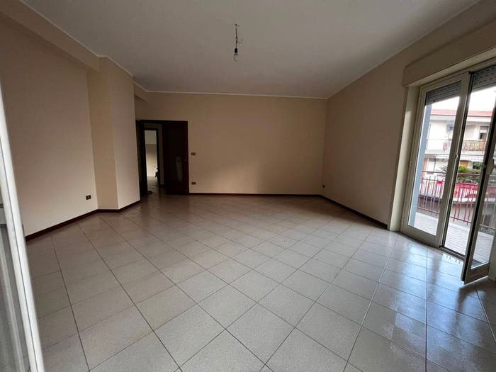 Appartamento quadrilocale in vendita in Via Piersanti Mattarella, Centro, Mascali