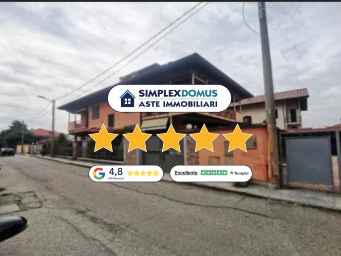 Appartamento con 6 locali in vendita in Via Carlo Botta, Centro, Strambino