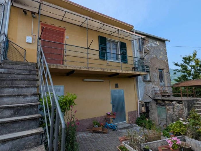 Casa quadrilocale in vendita in Via Paravagna, Davagna