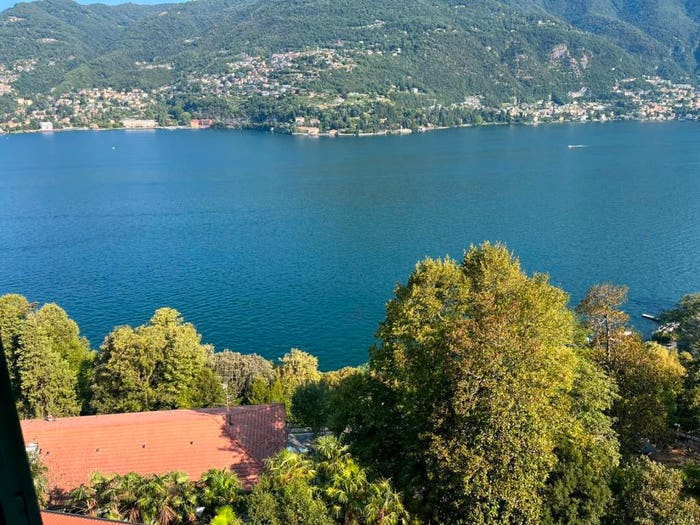 Appartamento bilocale in vendita in Frazione Capovico, Blevio