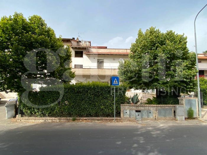 Appartamento trilocale in vendita in VIA SANT'ELISABETTA, Costano, Bastia Umbra