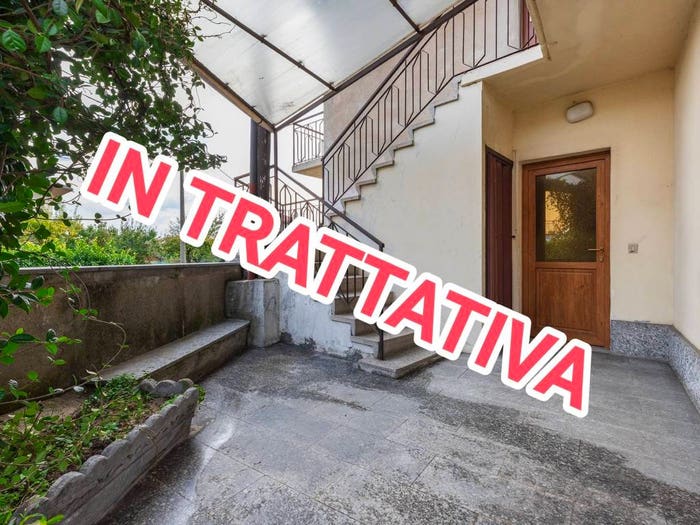 Casa quadrilocale in vendita in Via F Brugnoni, Centro, Besozzo