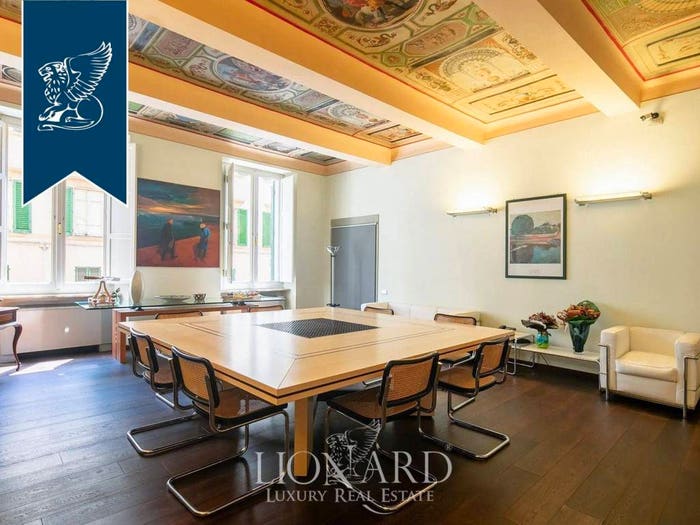 Appartamento con 6 locali in vendita in Piazza della Repubblica, Firenze
