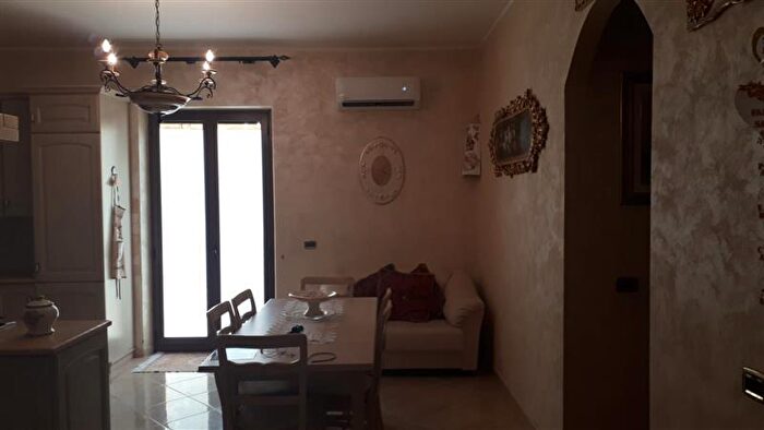 Appartamento quadrilocale in vendita in Tonnara, Palmi