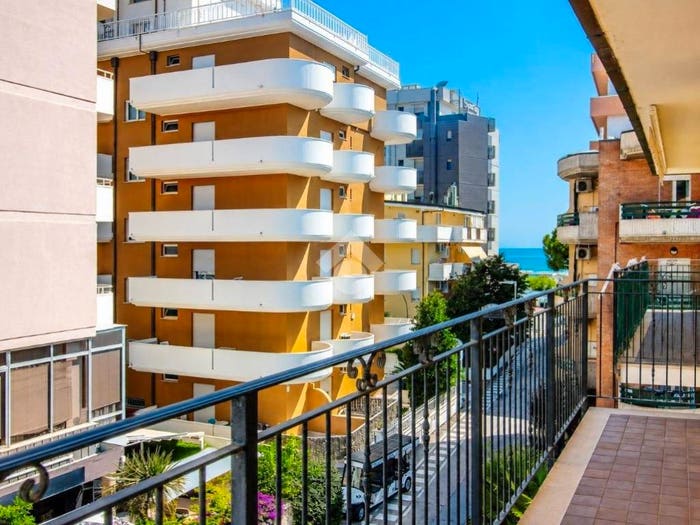 Appartamento trilocale in vendita in Via Adda, Lungomare Marconi, Alba Adriatica