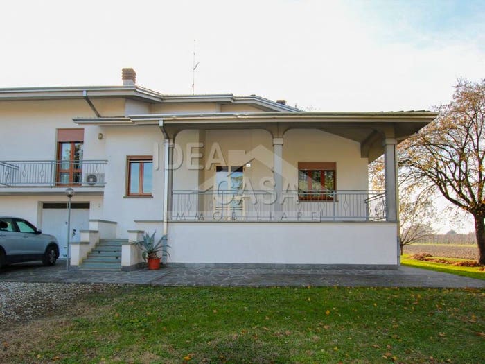Casa con 6 locali in vendita in Via Martiri della Libertà, Fossa, Concordia sulla Secchia