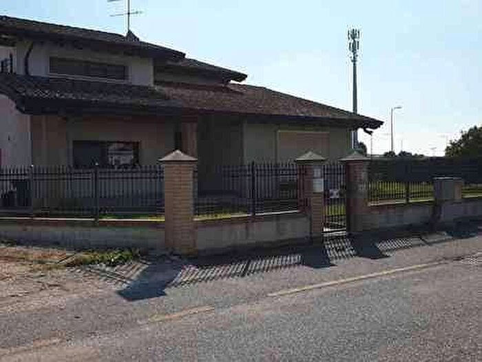 Casa in vendita in Strada Belvedere, Motteggiana