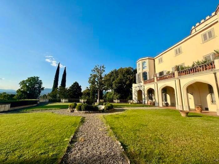Appartamento con 6 locali in vendita in Fortini, Firenze