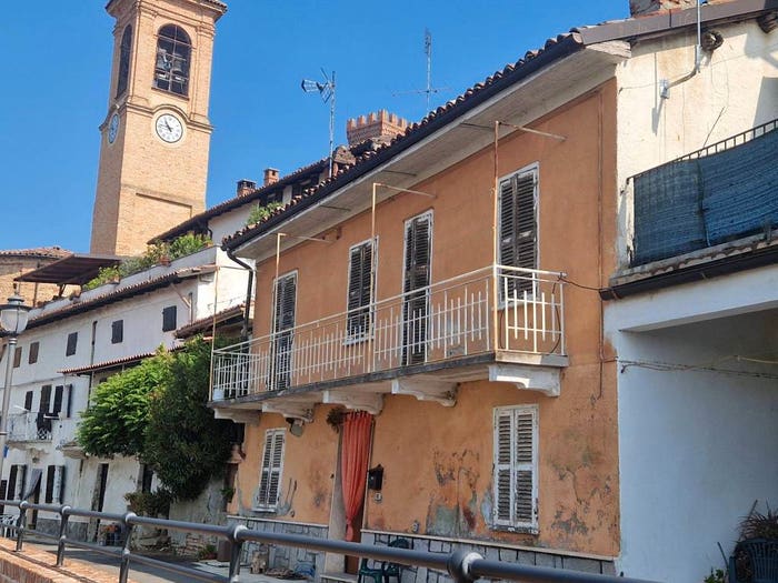 Casa quadrilocale in vendita in Via Luigi Capitolo, Centro, Viarigi