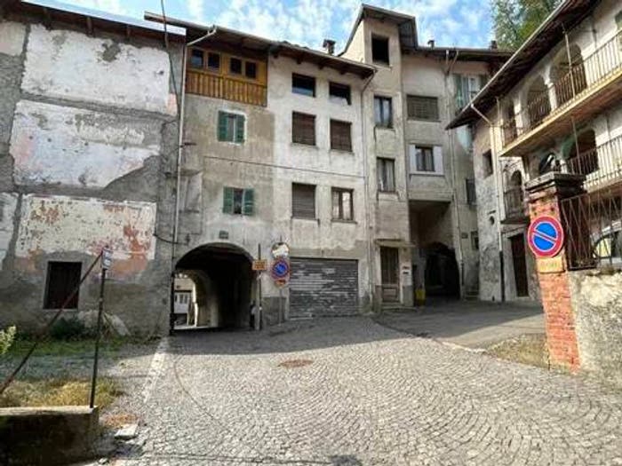 Casa con 6 locali in vendita in Frazione Masseranga SNC, Masseranga, Portula
