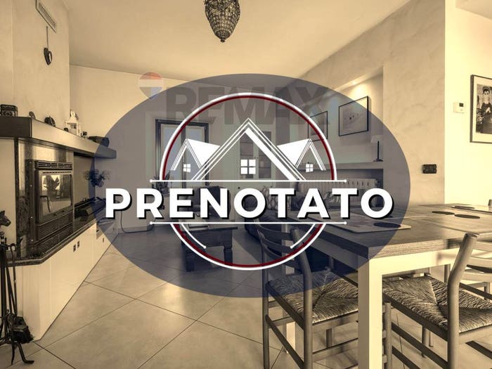 Appartamento trilocale in vendita in Via Alemagna, Barasso