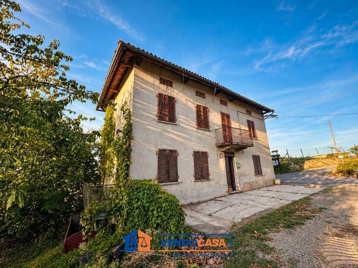 Casa con 5 locali in vendita in Strada San Michele, Nizza Monferrato
