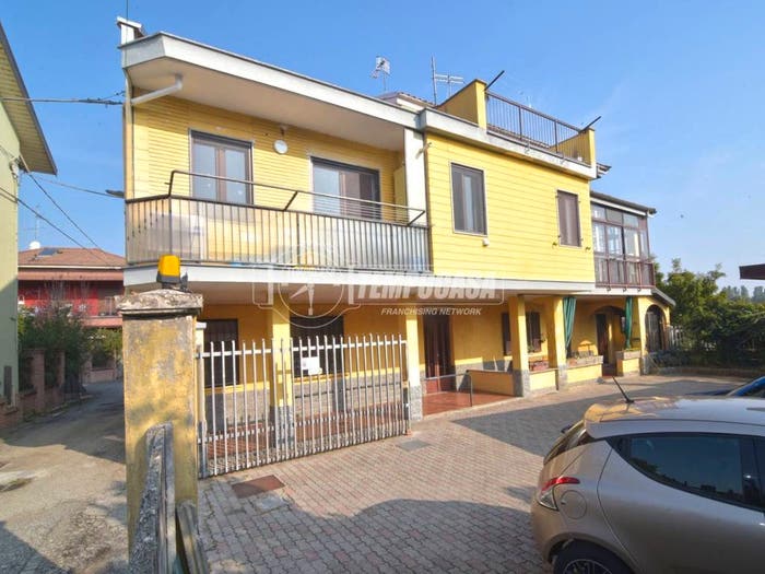 Appartamento bilocale in affitto in Via OBERDAN, Brandizzo