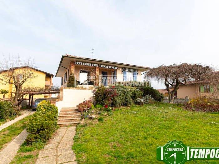 Casa trilocale in vendita in Via dei Benedettini, Centro, Ricengo