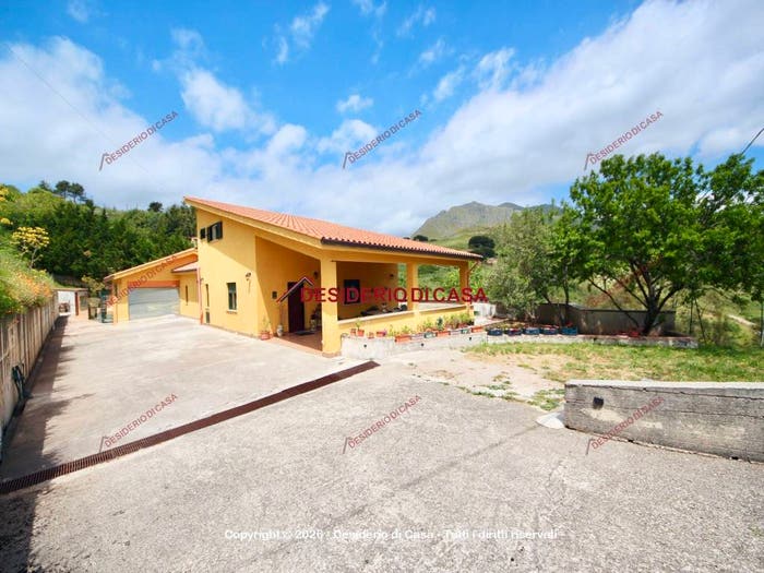 Casa con 6 locali in vendita in Strada Statale, Pioppo, Monreale