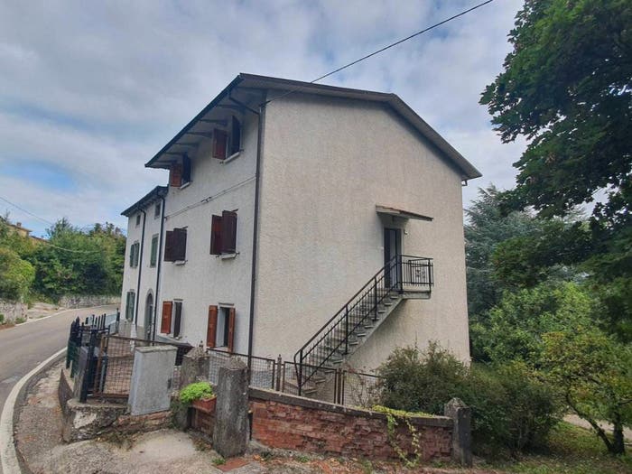 Appartamento trilocale in vendita in Via Colombaiola, Borgo Capanne, Alto Reno Terme
