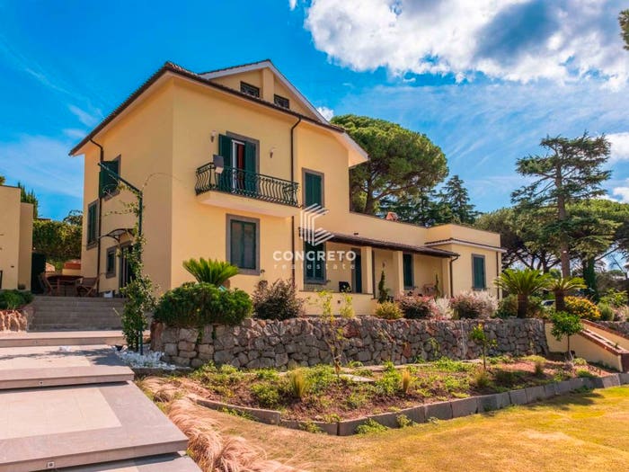 Casa con 6 locali in vendita in Via Albert Bruce Sabin, Castagnole Due Santi, Marino