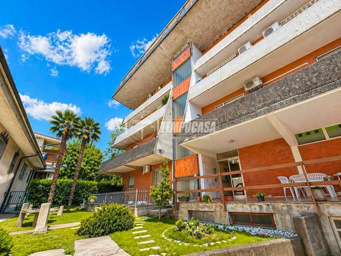 Appartamento quadrilocale in vendita in Corso Re Umberto, Centro, Cigliano